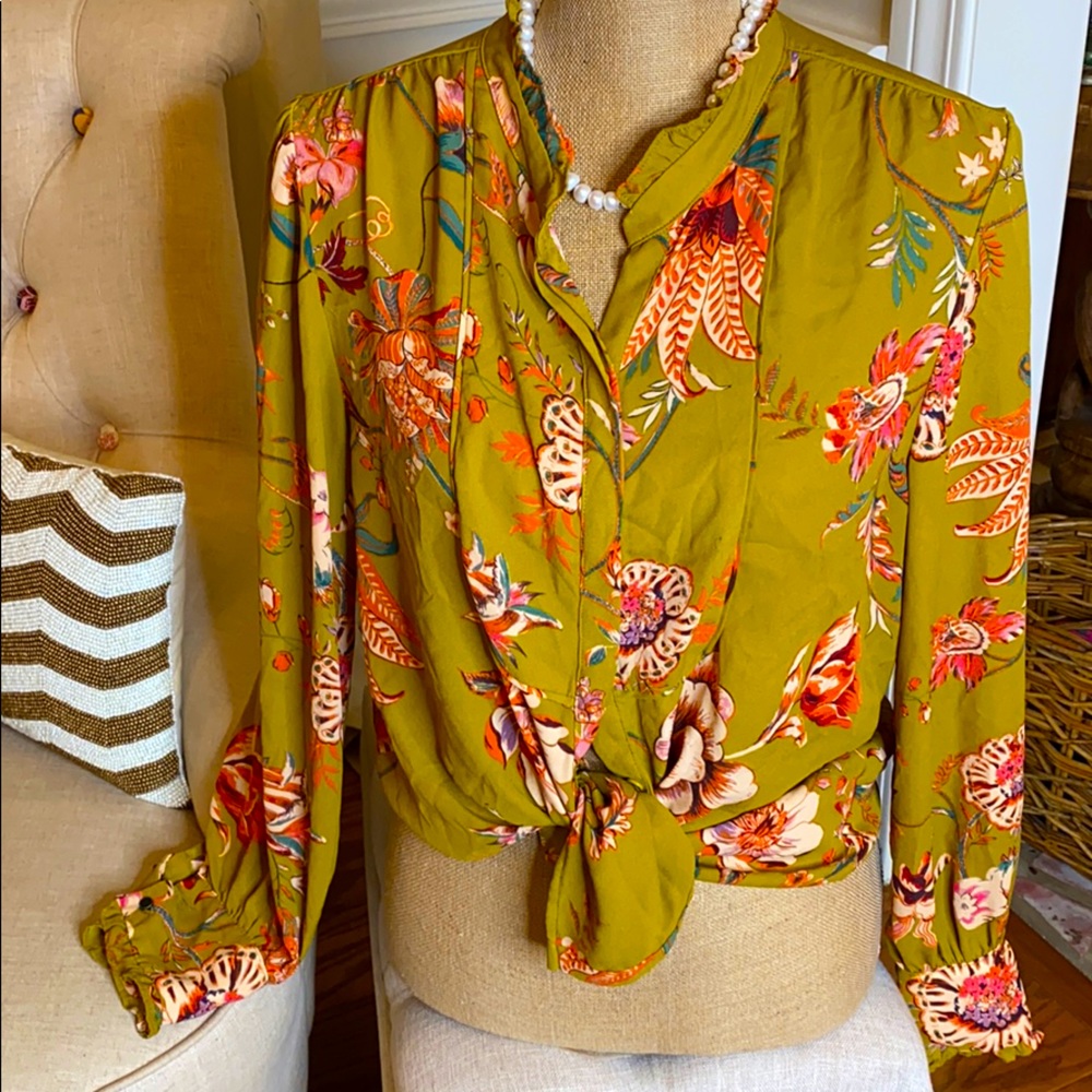 Gibson Latimer Fall Floral Feminine Blouse